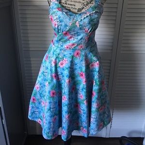 🌺halter dress 1️⃣ left!